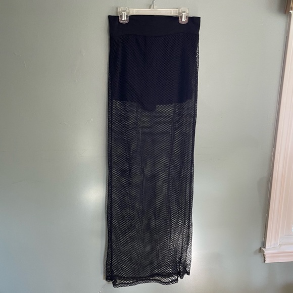 NWOT Fishnet Maxi Skirt With Built In Shorts - Picture 7 of 9
